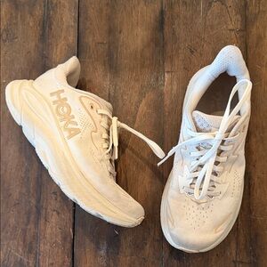 Hoka Neutral Cream Lace-Up Running Shoes Women’s size 6